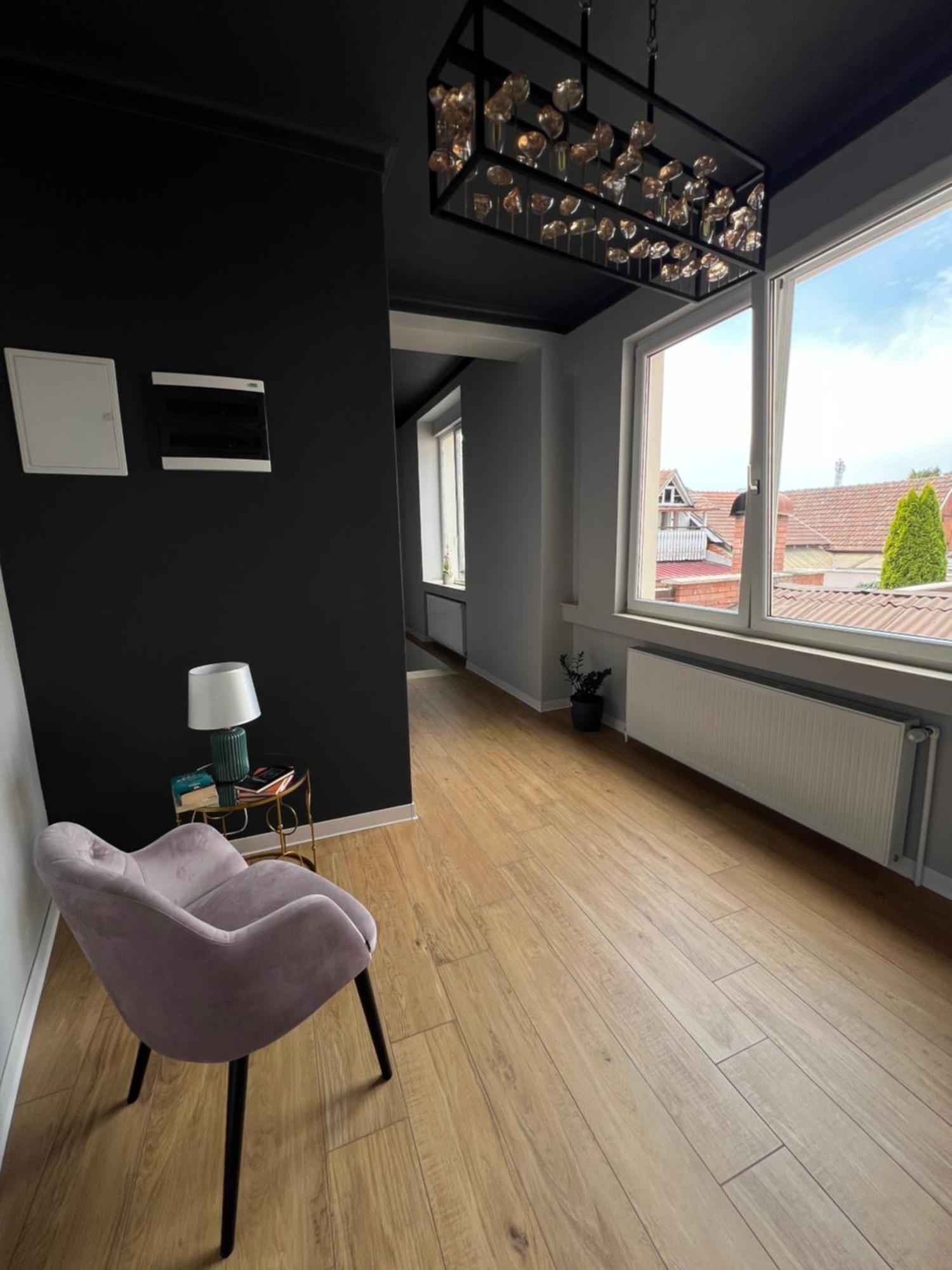Apartment Euphoria